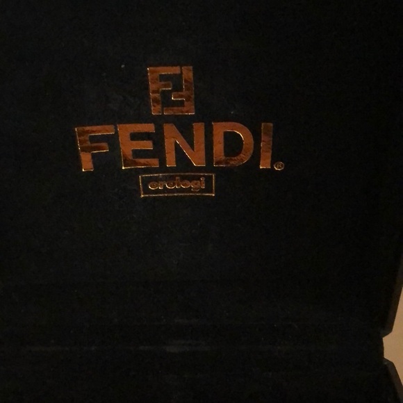 Fendi watch unisex - Picture 4 of 13